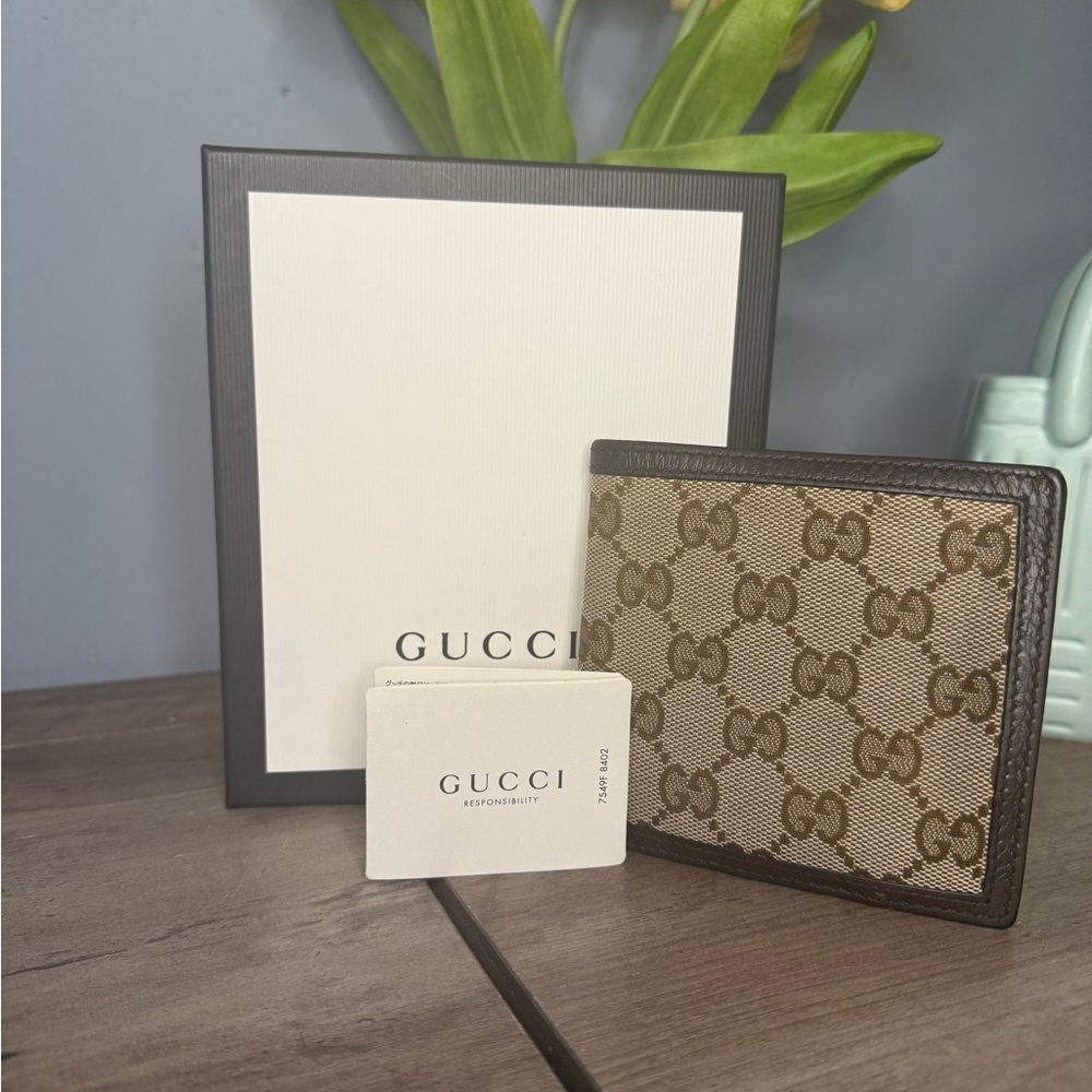 Gucci GG canvas Bifold Wallet